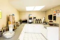 アナハイム キャリッジ イン