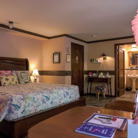 Stone Chalet Bed & Breakfast Inn