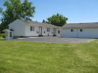 Relax Inn Hotels in Penfield