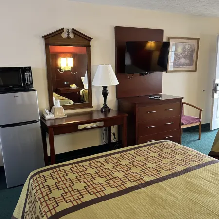 Surry Inn - Dobson Hotels in Dobson