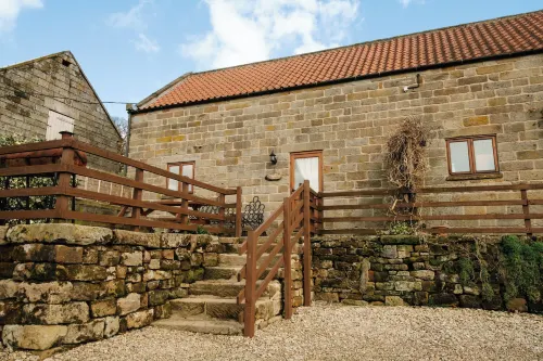 The Old Cart House - Boutique