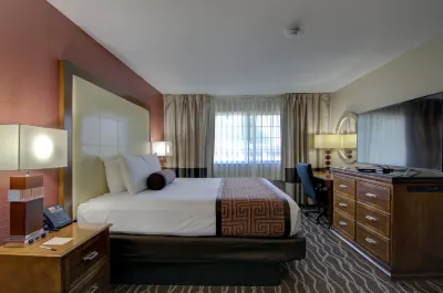 Westbridge Inn and Suite