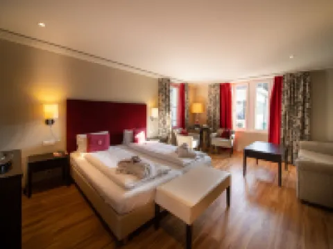 โรงแรมเครบส์ โรงแรมในอินเทอร์ลาเคิน