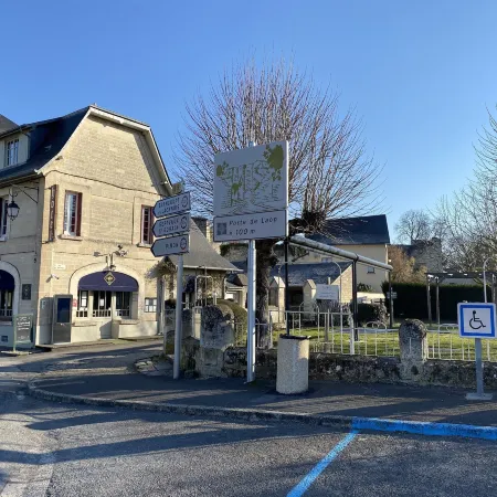 Logis Hotel Bellevue Restaurant la Pomme d'Or