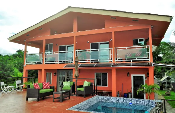 多那羅莎家庭旅館