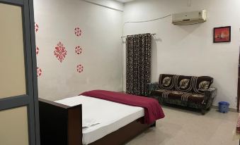 Lord Buddha Guest House