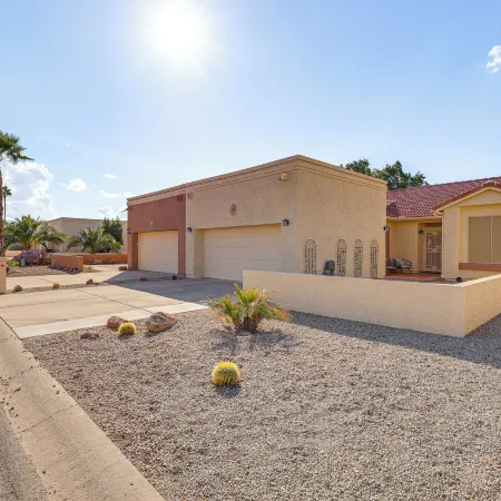Near Lakes & Trails: Mesa Home w/ Golf Course View