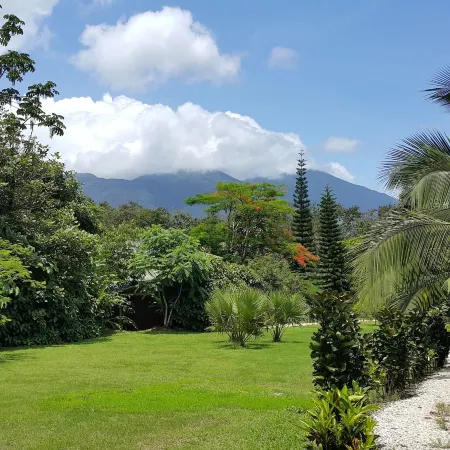 Cataratas Bijagua Lodge, Incluye Tour Autoguiado Bijagua Waterfalls Hike