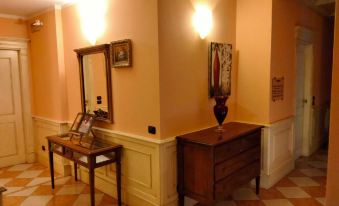 Hotel Due Colonne - Housity