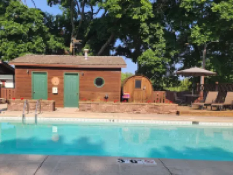 Chanticleer Guest House Hotels in Sevastopol