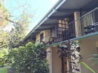 Dolphin Bay Hotel Hotels in Hilo