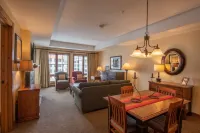 Updated 1 Bedroom in Mountaineer Square Condo - No Cleaning Fee! by RedAwning Hotels in Mount Crested Butte
