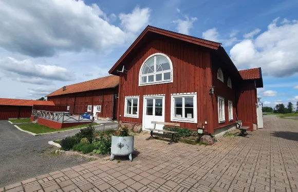 基拉達倫斯高爾夫&旅館