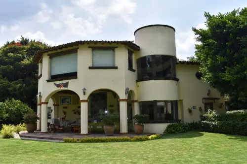 Casa Bugambilia, Un Pequeño Hotel en Tepoztlán