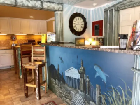 Atlantis Inn - Tybee Island Hotels in Tybee Island