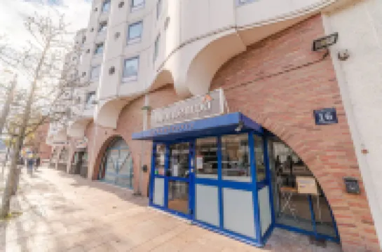 モンテンポ アパートオテル エヴリー