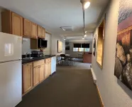 Tahquamenon Suites Lodging