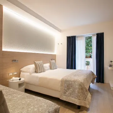 Hotel Daniele Hotels near Beach Office 1 - Dutch Flag