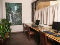 Hotel Ferrua Hoteles cerca de Parque de la Reserva