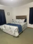 Charming home in prime location. Close to caves/state park/lake/shopping…
