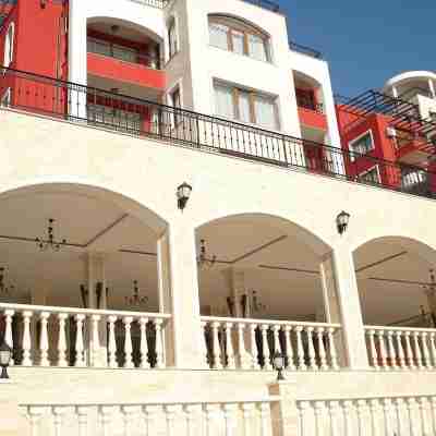 New luxury apartment directly on the private sandy beach in 4 star aparthotel Hotel Exterior