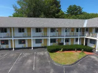 The Towne Motel Hotel di 
