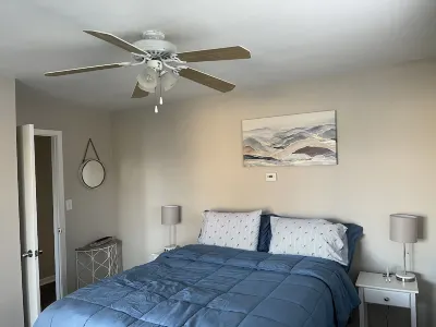 Adorable 2 Bdrm Vacation Rental Located On Canal