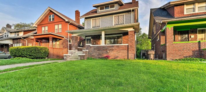 Elegant Detroit Home w/ Yard ~ 5 Mi to Dtwn! Hotels in Wayne County