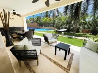 Relajate hermoso jardín y 2 piscinas Hotels in Puerto Aventuras