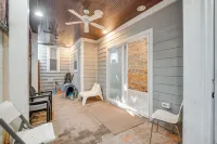 Rooftop Patio w/ View: Baltimore Retreat - Bungalows