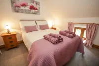 Pendre Uchaf Hotels in Corwen