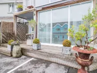 The Mushroom House Hotels in Saundersfoot