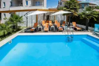 Villa Marea - Pools