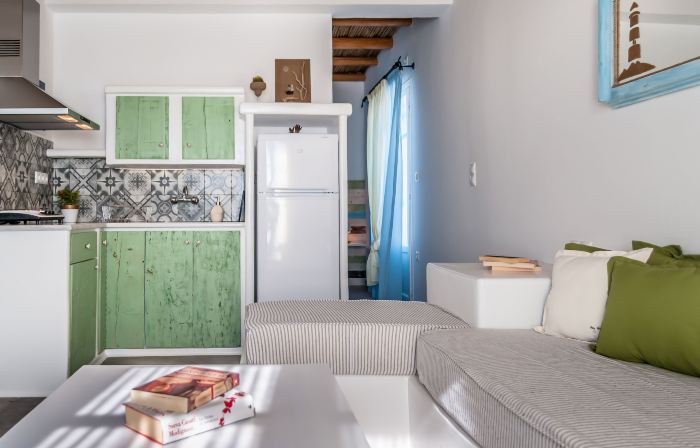 Faros Apartments