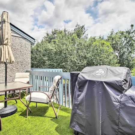 Hinesville Condo Grill, 4 Mi to Fort Stewart