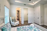 Family-Friendly Tampa Home < 3 Mi to Ocean!