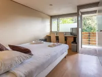 Sleep and Go Bruges Hotels near Sint-Michiels