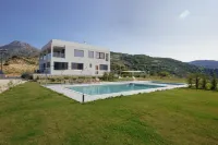 Mountain Dream - Pools