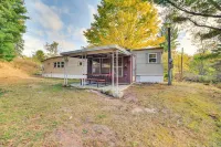 13 Mi to Nubs Nob: Pet-friendly Retreat - Bathtub