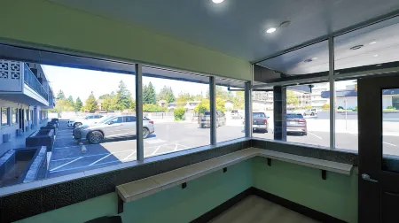 SeaSide Inn & Suites Отели рядом с достопримечательностью «UCSC Arboretum»