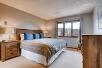 79 Hawn Drive : 2 -  Holiday Villas