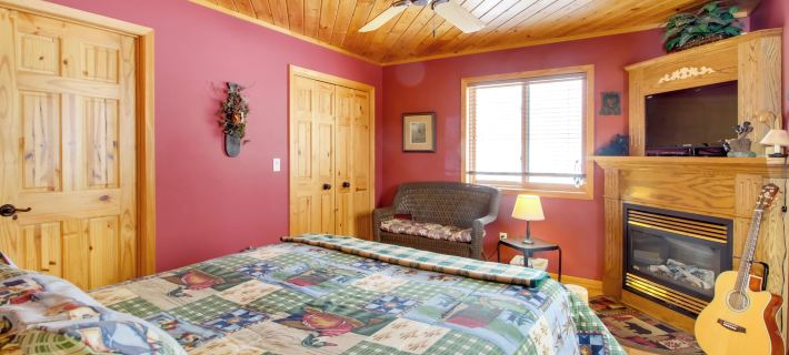 Waubun Lake Cabin w/ Private Dock + Fire Pit! Отели в г. Бекер