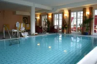 Landhotel Kastanienallee Putbus Hotels in Putbus