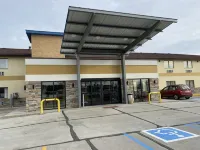 Comfort Inn Near Kokomo Speedway - Parkplatz