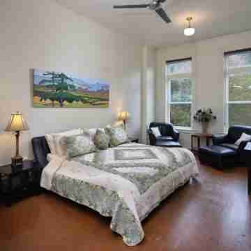 The Palace Hotel Rooms