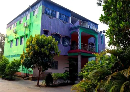 Hotel Palash Ajodhya Отели рядом с достопримечательностью «Ajodhya Hills»