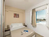 Evripus Suites