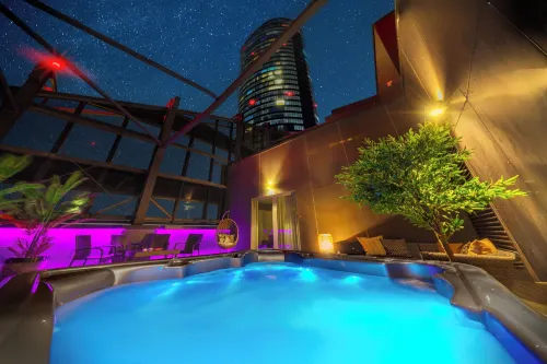 30th+ Floor Apartments in Sky Tower