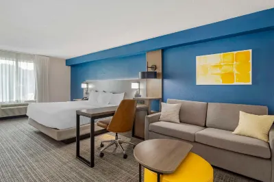 Comfort Inn & Suites Hotels near Levi Jackson Wilderness Road Park