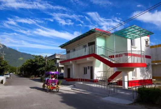 Chinshang Pastoral Farm Resort Hotels near Li Song Hot Spring